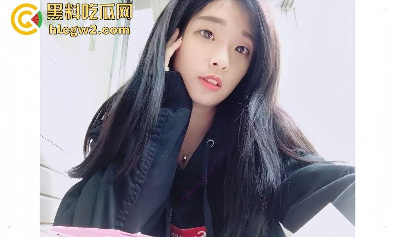 独家黑料!陕西师范大二学生【陆云娇】为挣零花钱给老男人做性奴 表面傻白甜人后骚浪贱-33