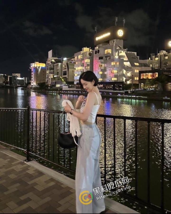 南韩气质空姐 和前男友用facetime 1对1隔着视频自慰一起高潮 遭渣男友录屏 因手机遗失不雅视频流出-4