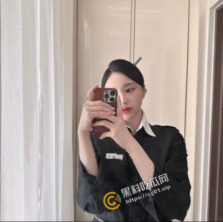 南韩气质空姐 和前男友用facetime 1对1隔着视频自慰一起高潮 遭渣男友录屏 因手机遗失不雅视频流出-9