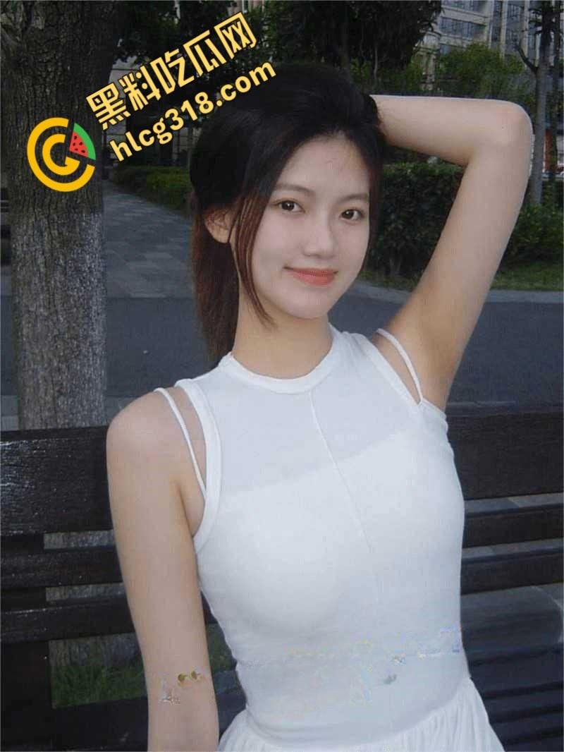 上海高颜值幼师【陈诗雅】,一线天白虎水嫩多汁,床上乖乖听男友话,眼罩白丝无套爽内射 !-3