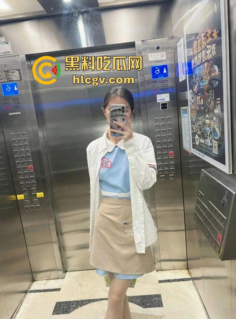 空姐都没这骚！好利来黑丝小姐姐被玩疯了！工装直接干成情趣服，肉丝长腿一顿爆操，想想都上头！-30