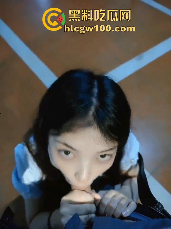 衡南师范学院【徐灵】私密视频曝光,气质反差婊清纯表皮撕碎,吃鸡第一人!-5