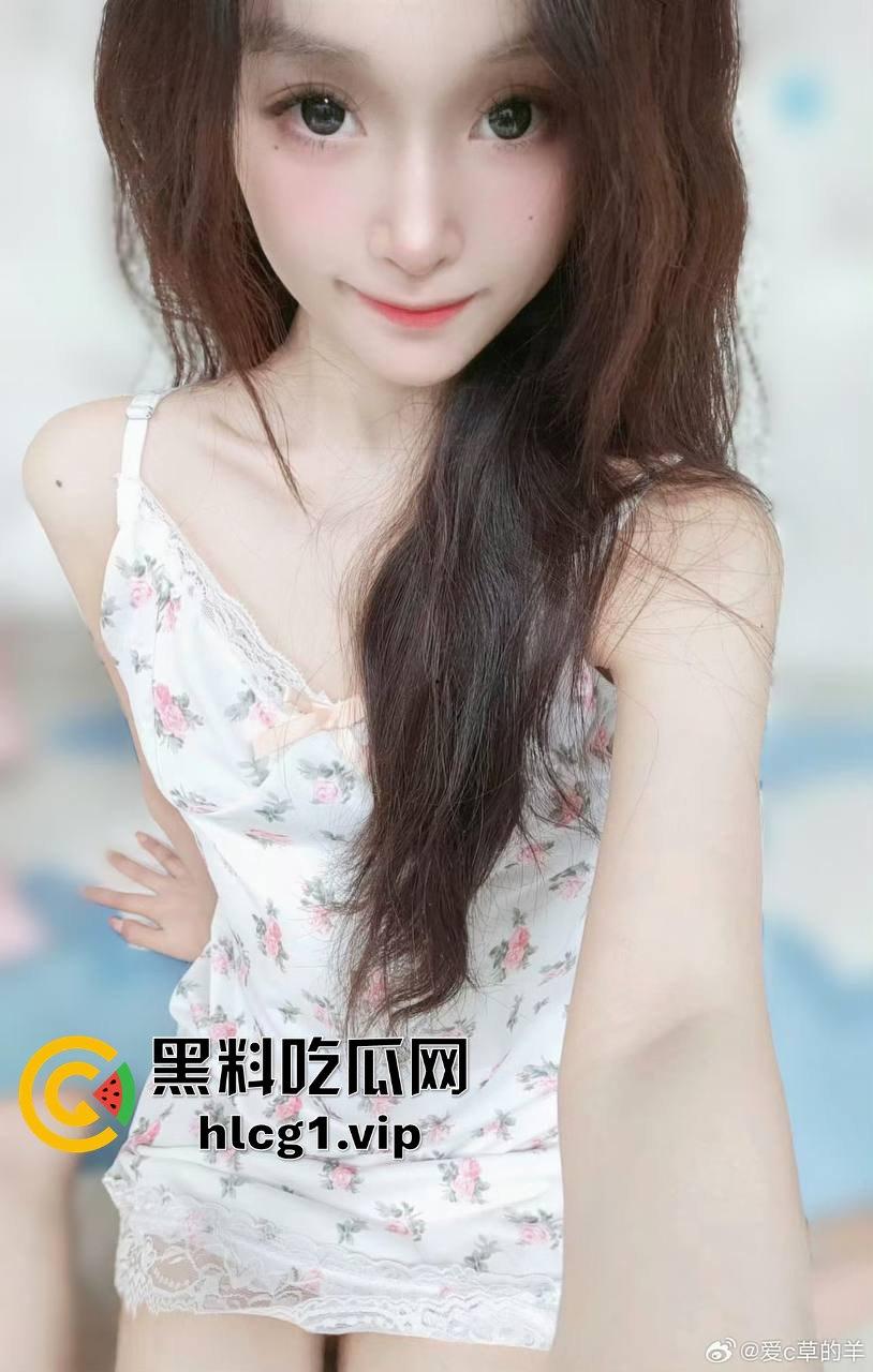 瓜友泪目投稿:05年前女友竟在学校卖B,为钱售卖玩炮机视频,自己都不知道被绿多少次!-1