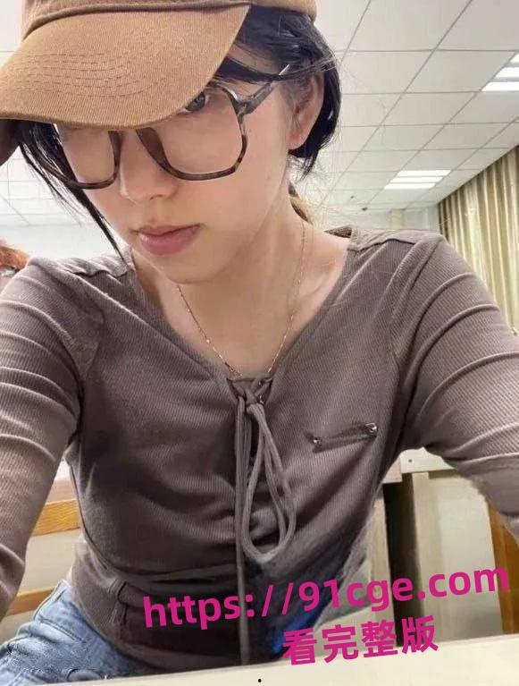 苏州大学校花姜梓新性爱私拍泄密!清纯女神私下超浪!#-3