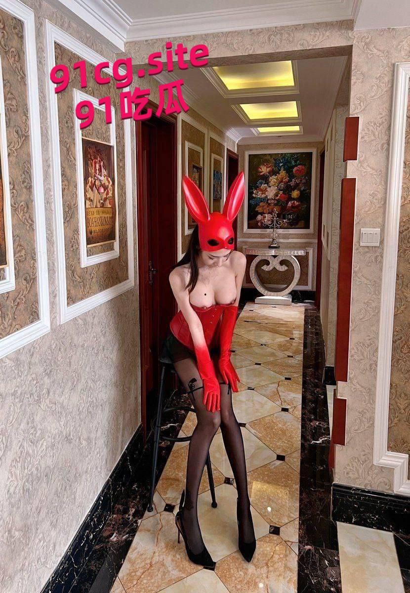 来自推特极品博主 奶凶 纹身精神美少女-6