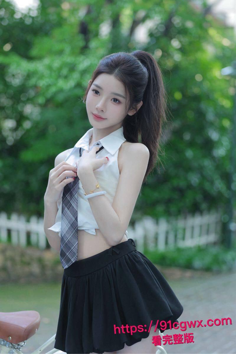 重庆人文科技学院校花周伊娜下海援交黑料大爆!破洞丝袜长腿高抬猛插嫩逼,口活技术牛逼舔鸡巴无数!-4