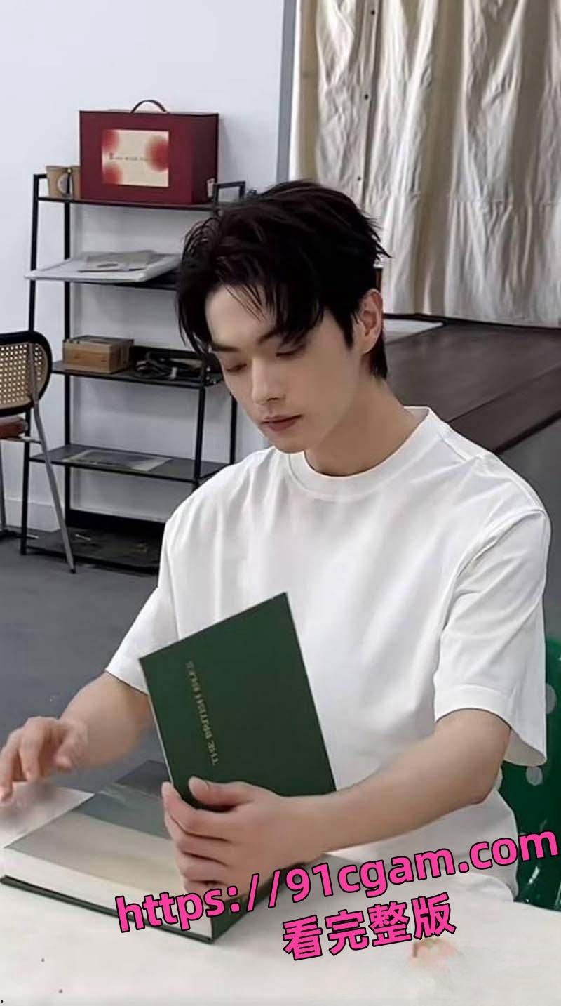 顶流演员小鲜肉许凯 出轨公司女星赵晴 前女友许莉莎曝光更多渣男操作实锤到底！-6