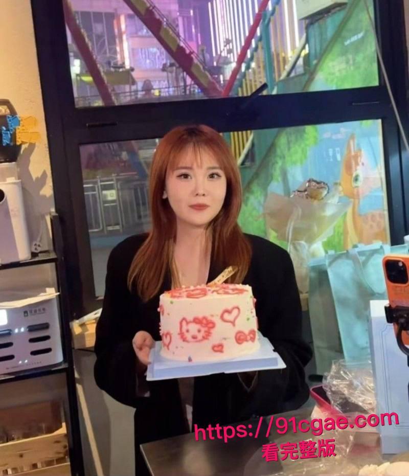 潍坊已婚巨乳护士 性爱视频曝光 樱唇紧裹肉棒吞吐 骑乘坐屌交欢 狂摇大奶弹跳晃荡 诱惑至极!-1