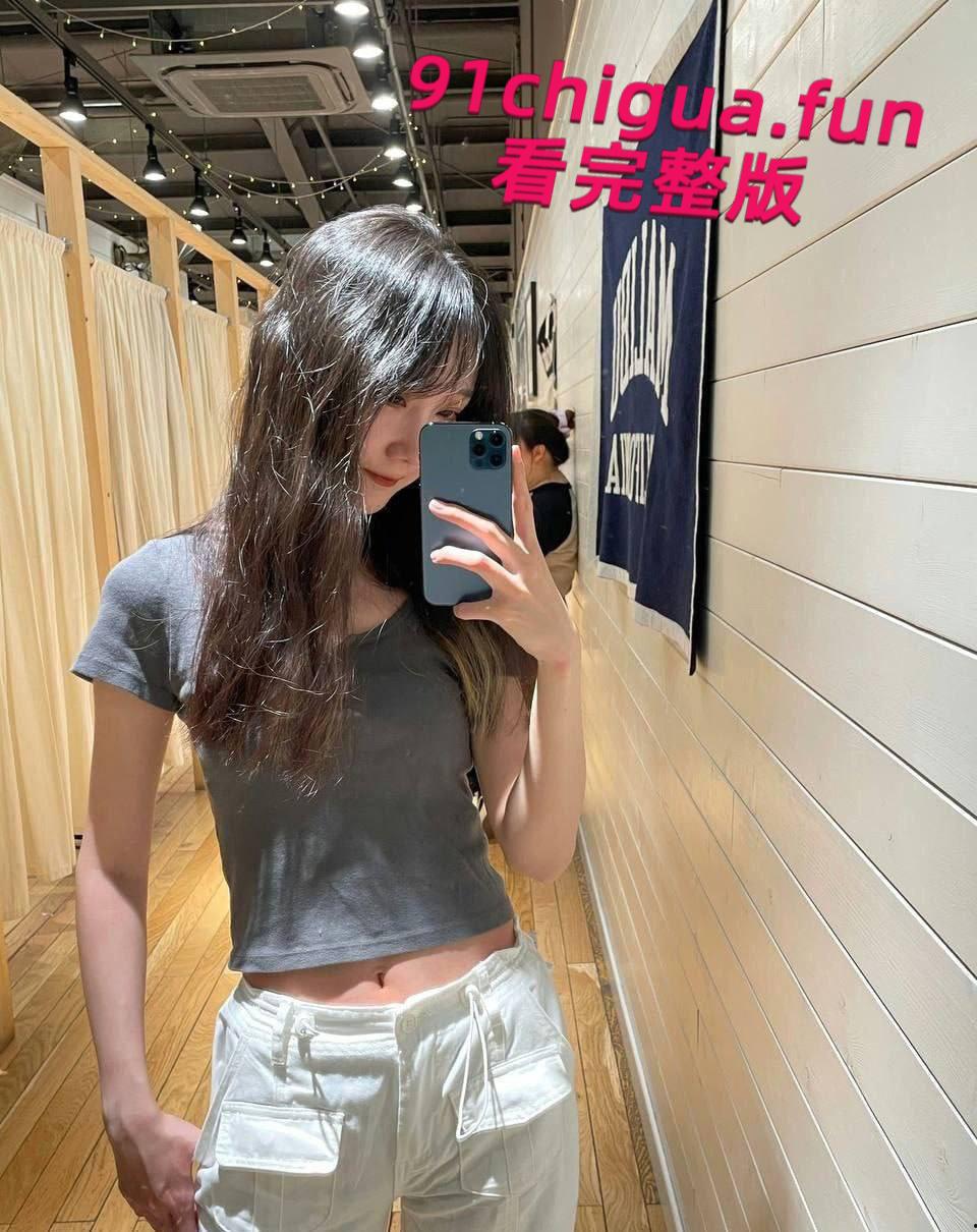 浙江高颜值女大被富二代猛操视频曝光-1