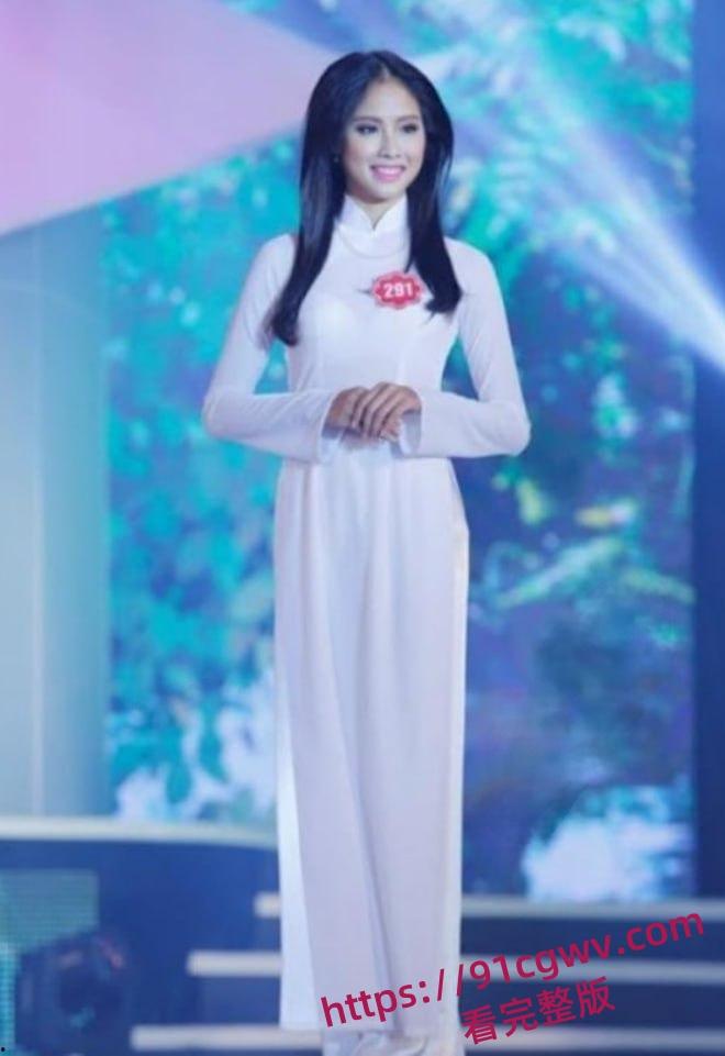 越南胡志明市的环球小姐医学生 Vo Hong Ngoc Hue 极品泄密流出性爱视频！-1