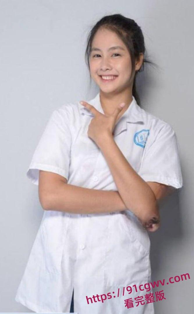 越南胡志明市的环球小姐医学生 Vo Hong Ngoc Hue 极品泄密流出性爱视频！-4