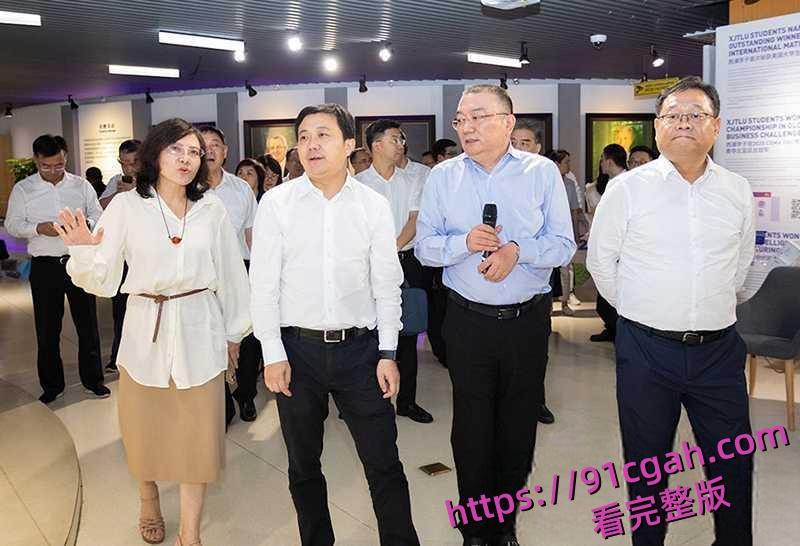 江苏省太仓市委书记汪香元落马包养43个情人 一手打造村官后宫团!-1