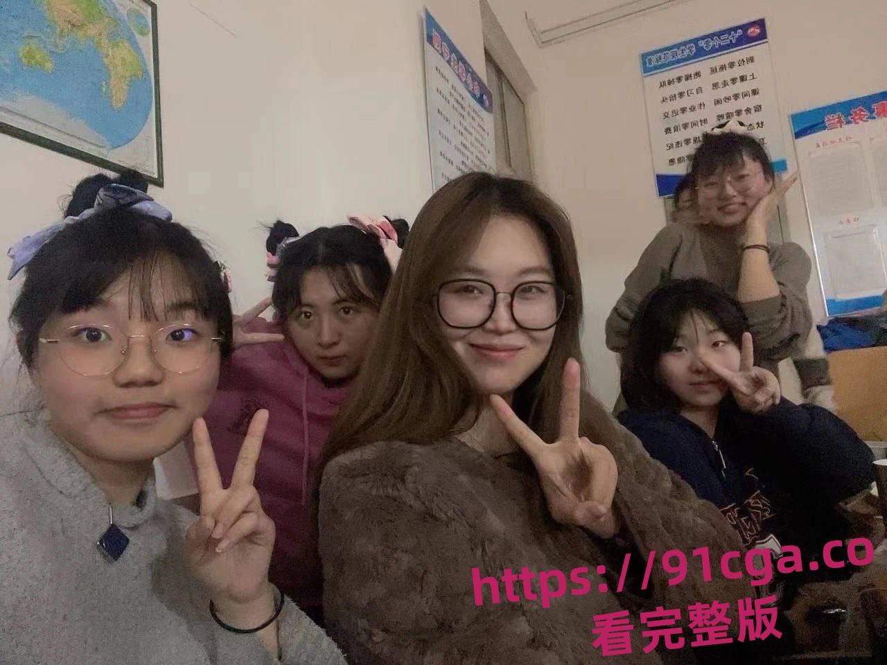 孔祥宁石家庄桥西区语文老师，人前教书人后育人不雅内容流出！#淫荡十足#反差#母狗-1