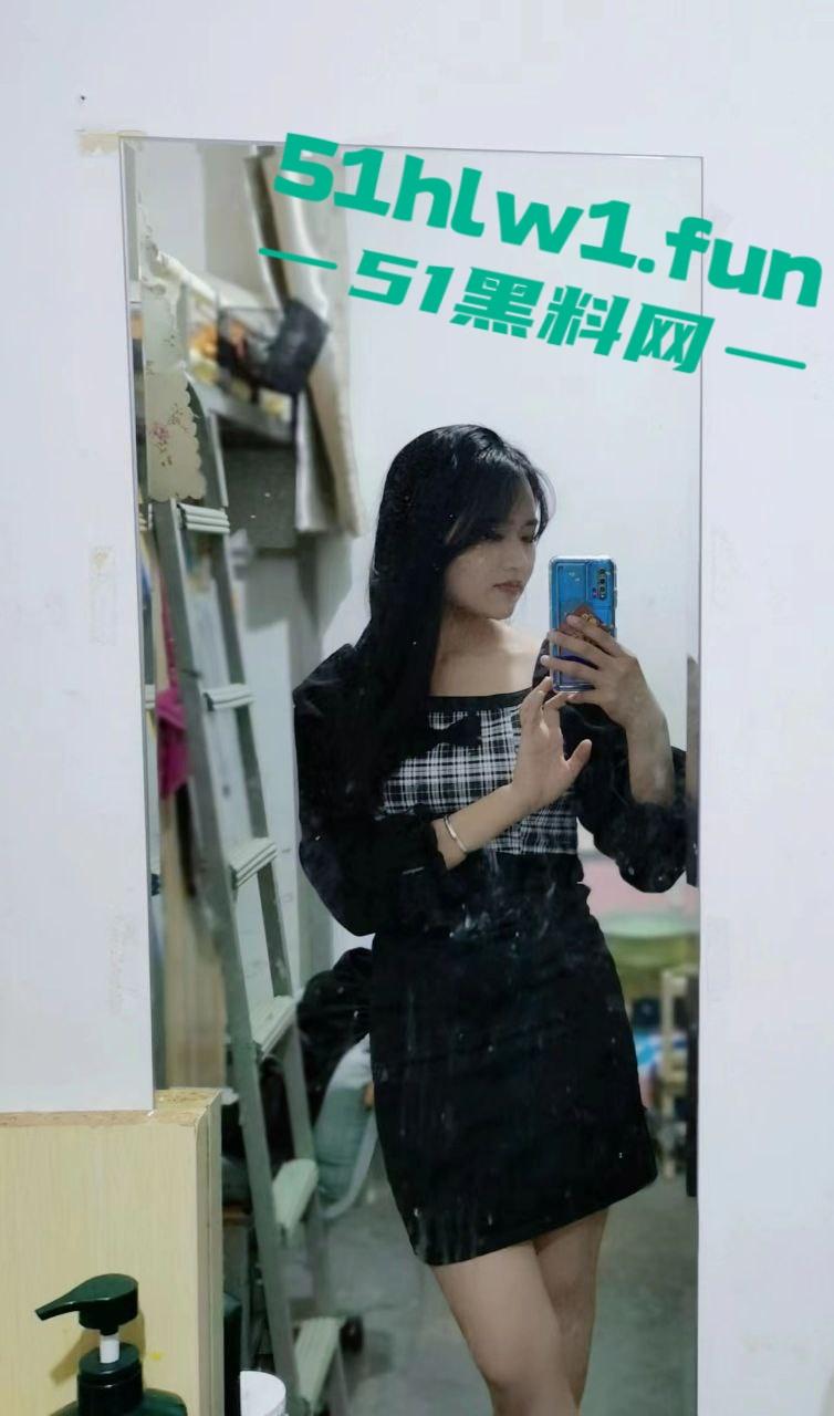 德州极品小骚货李雯，可爱颜值骚幼师，身材高挑性感，私下骚的一批，勾引学生家长，被妻子发现曝光！-10