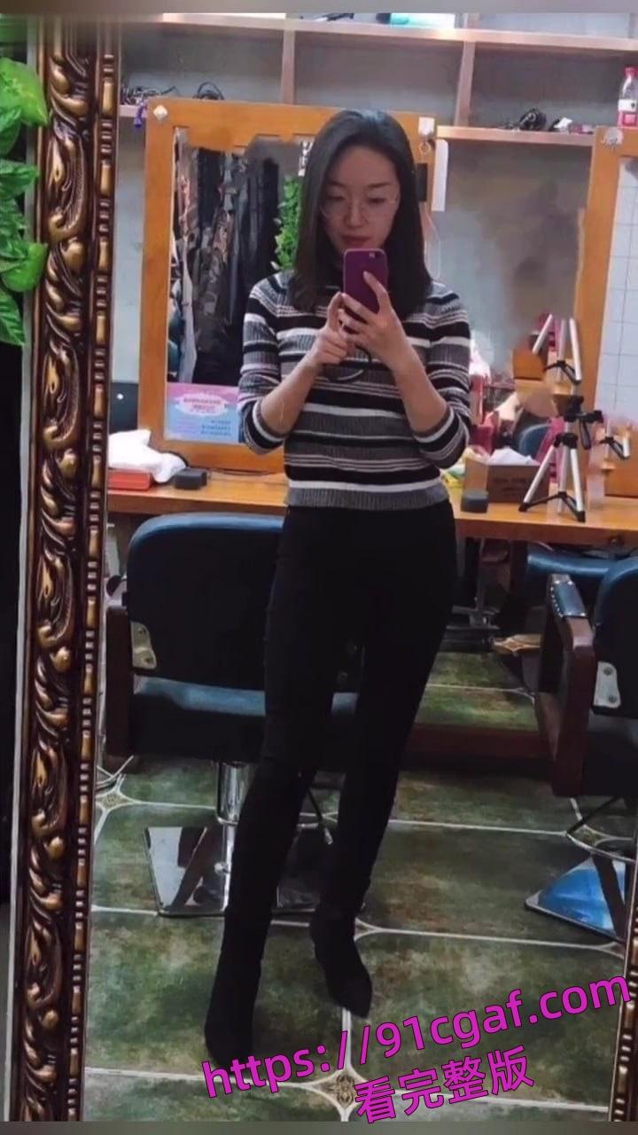 济南教师张雪出轨奸夫，被奸夫艹得大呼：“我就要你操我，快射我嘴里”-6