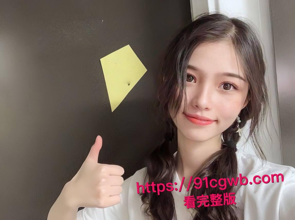 上海美术学院留学生卢美婷海外媚洋，白人洋爹 对她疼爱是菊花开，街头翘臀求白人爆插！-5