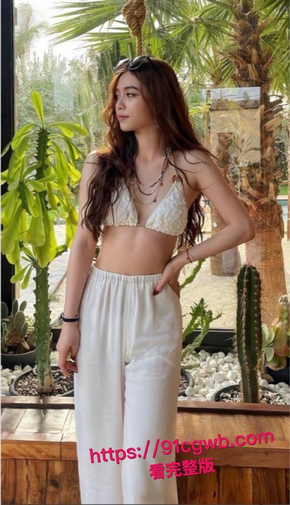 上海美术学院留学生卢美婷海外媚洋，白人洋爹 对她疼爱是菊花开，街头翘臀求白人爆插！-8