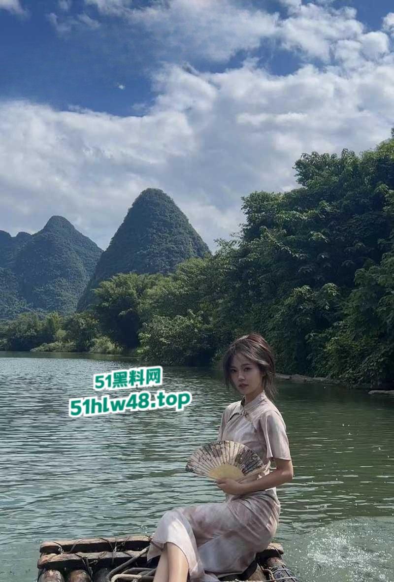 北京三里屯集美骚鸡，抖音快手女神【杨得意】和黑人约会被曝光证实，承认当外围女视频内操的淫叫连连。-1