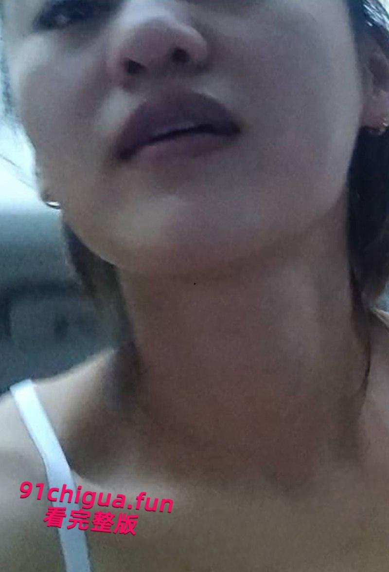 首都经济贸易大学老师【盖良子】出轨视频泄露，人妻偷情露脸舔屌，无套车震反差淫叫！-6