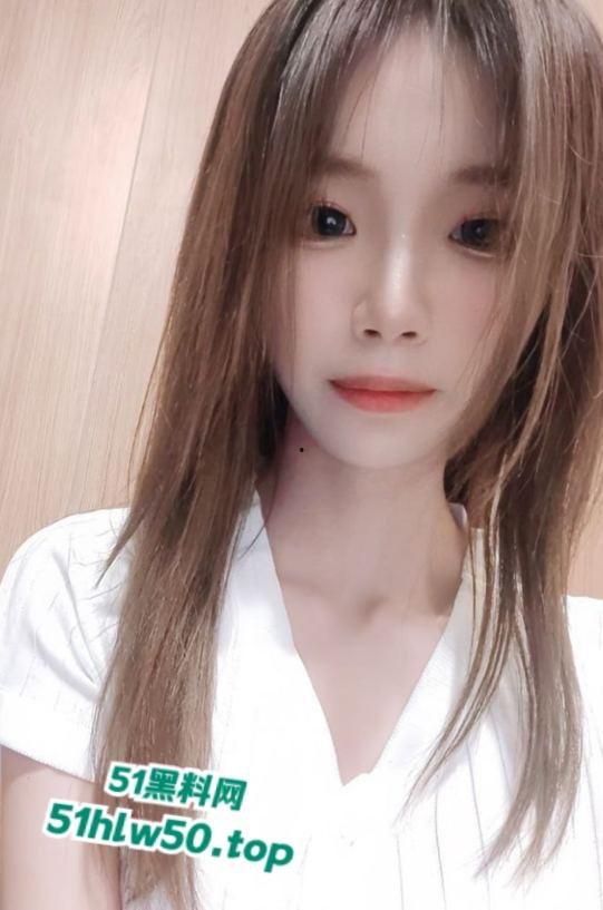 大连长腿嫩妹【乔珊珊】19岁的性感学生妹，网上约炮放飞自我被炮友渣男曝光！-5