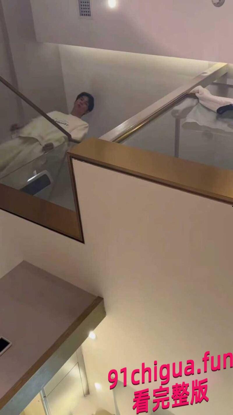 短剧圈再起风波 金浩鹏被曝私生活混乱引网友热议!-3