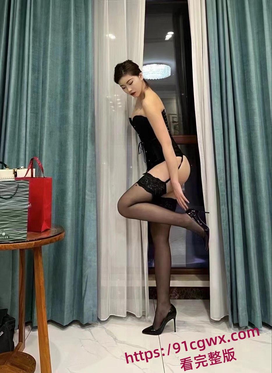 抖音网红抓哥和张露文被曝傍金主想摇身变凤凰 在网上圈粉骗钱 糜烂的私生活聚众啪啪等全被扒出-9