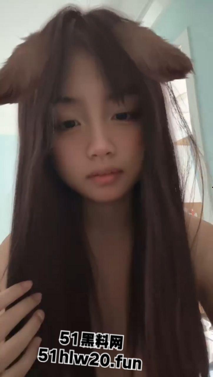 湖南株洲19岁大学生【刘怡婷】反差乖乖女是如何调教成一个淫娃，学生嫩妹中的极度反差！-9