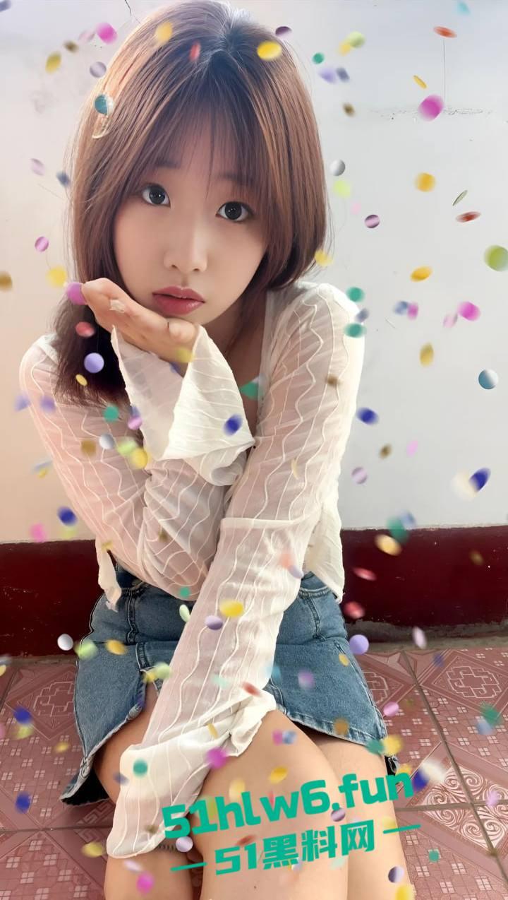 重庆台球厅女助教【梁欣欣】高颜值完美身材尤物，被社会小伙调教成性奴母狗，还带去给兄弟一起操。-9