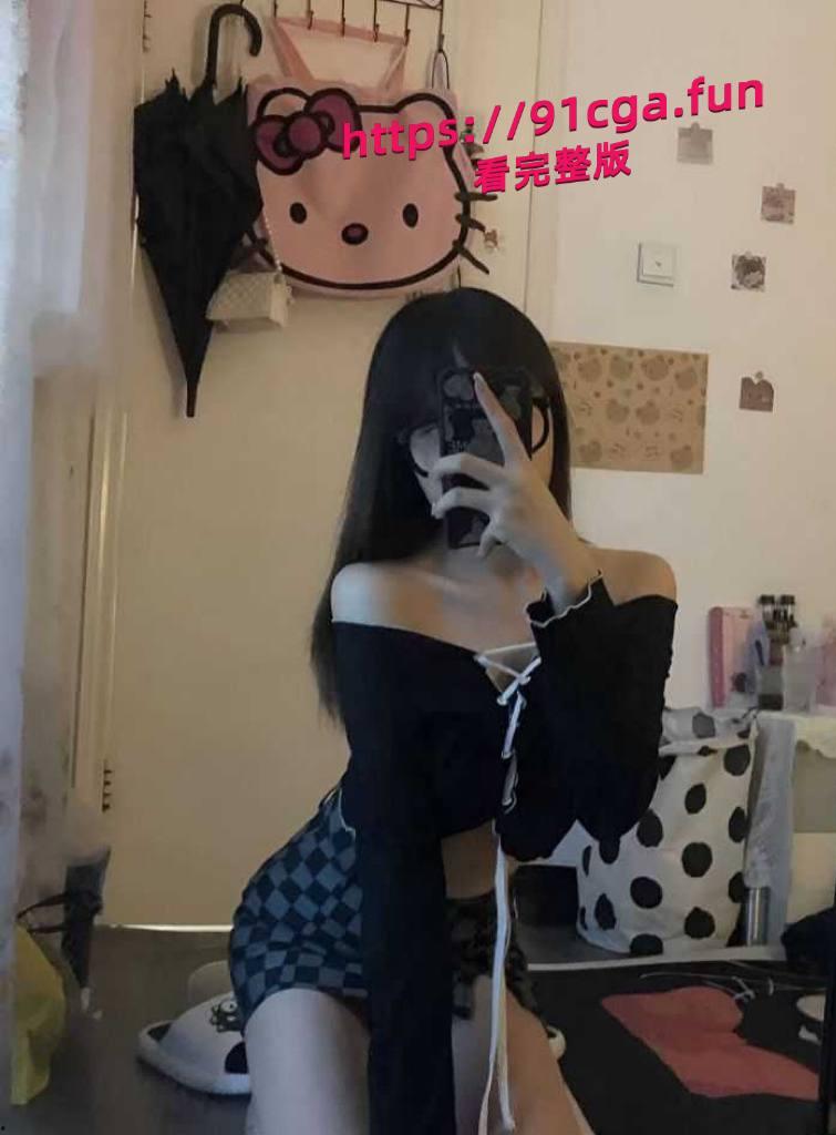 04年苏州科技大学美女学生 【邹妍】，勤工俭学计划，主动找到好心人资助学业 #苏科大校花 #包养学生妹 #极品大学生 #曝光-3