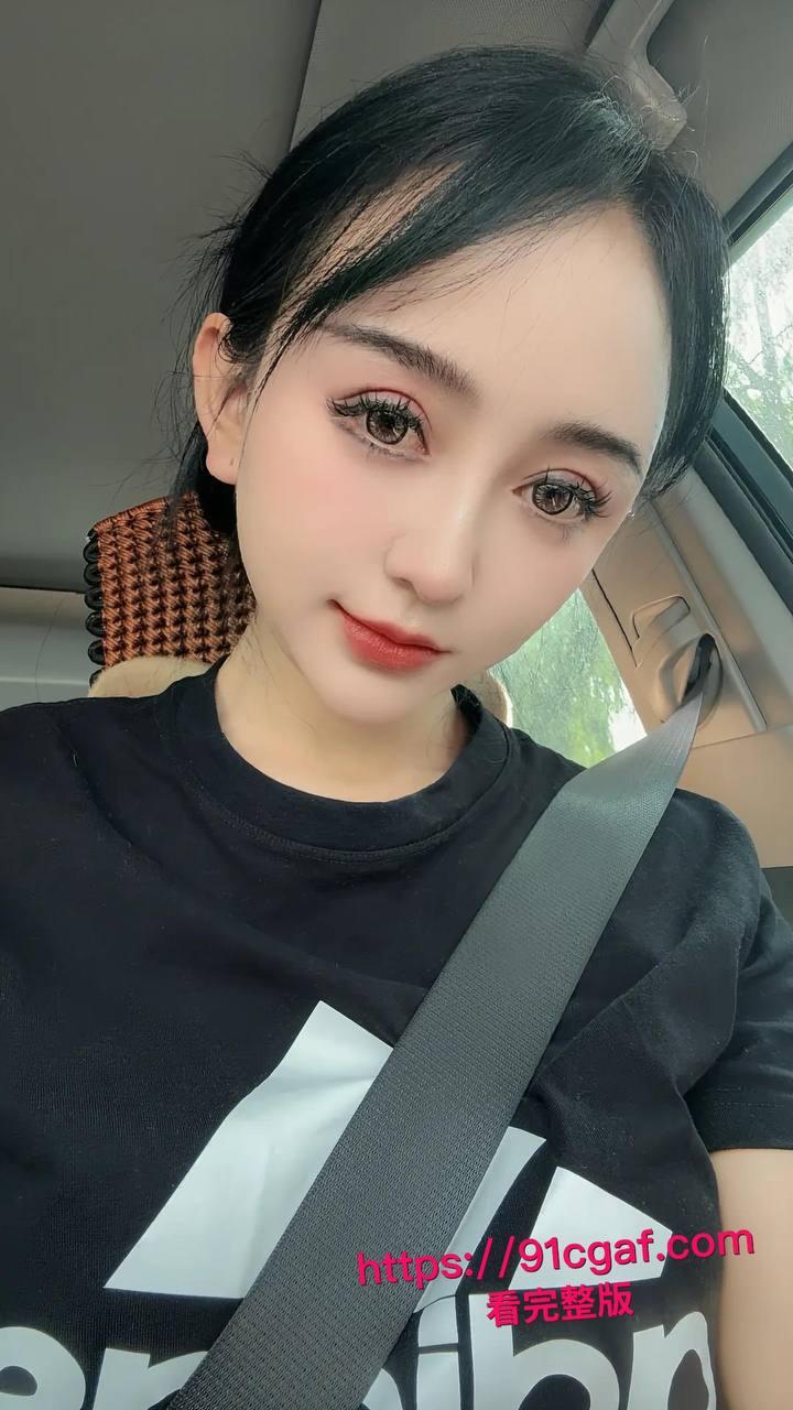 甘肃美女网红 马宝贝 康师傅插逼49秒完整版视频 跟炮友玩裸聊拿矿泉水插穴自慰 被全网疯传!-6