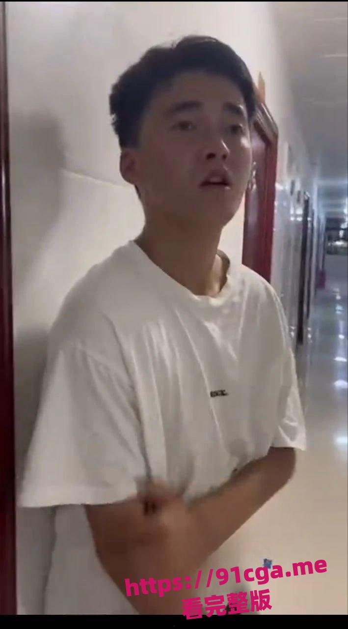 贵州民族大学变态男生偷女生内衣导管被抓！现场曝光，震惊吃瓜群众！-5