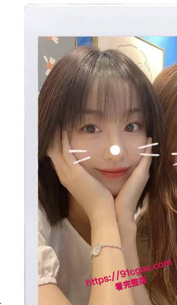 骚货人妻被曝光 叶璇 上海极品名媛！-1