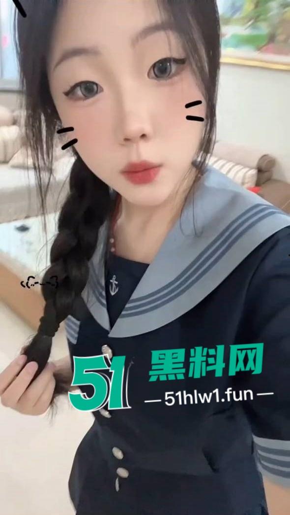 高颜值长腿学妹【纪苏韵】22岁极品身材反差少女大奶翘臀美腿修长，主动掰开嫩鲍勾引被金主大叔后入爆操。-4