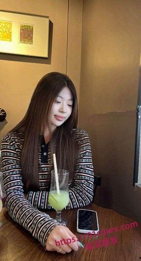 长沙师范学院学生莹莹私下被金主长期包养 大尺度啪啪视频流出 淫荡骚态尽显反差到爆!-3