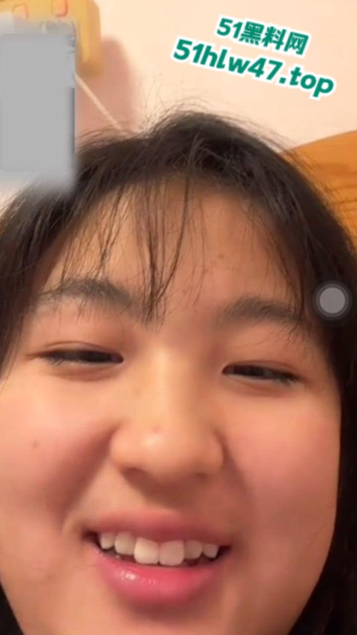 曹县又惊爆大瓜,刚上大一的骚逼小姨子竟偷偷和姐夫视频自慰,姐姐抓奸老公偷情的竟是自己妹妹。-11