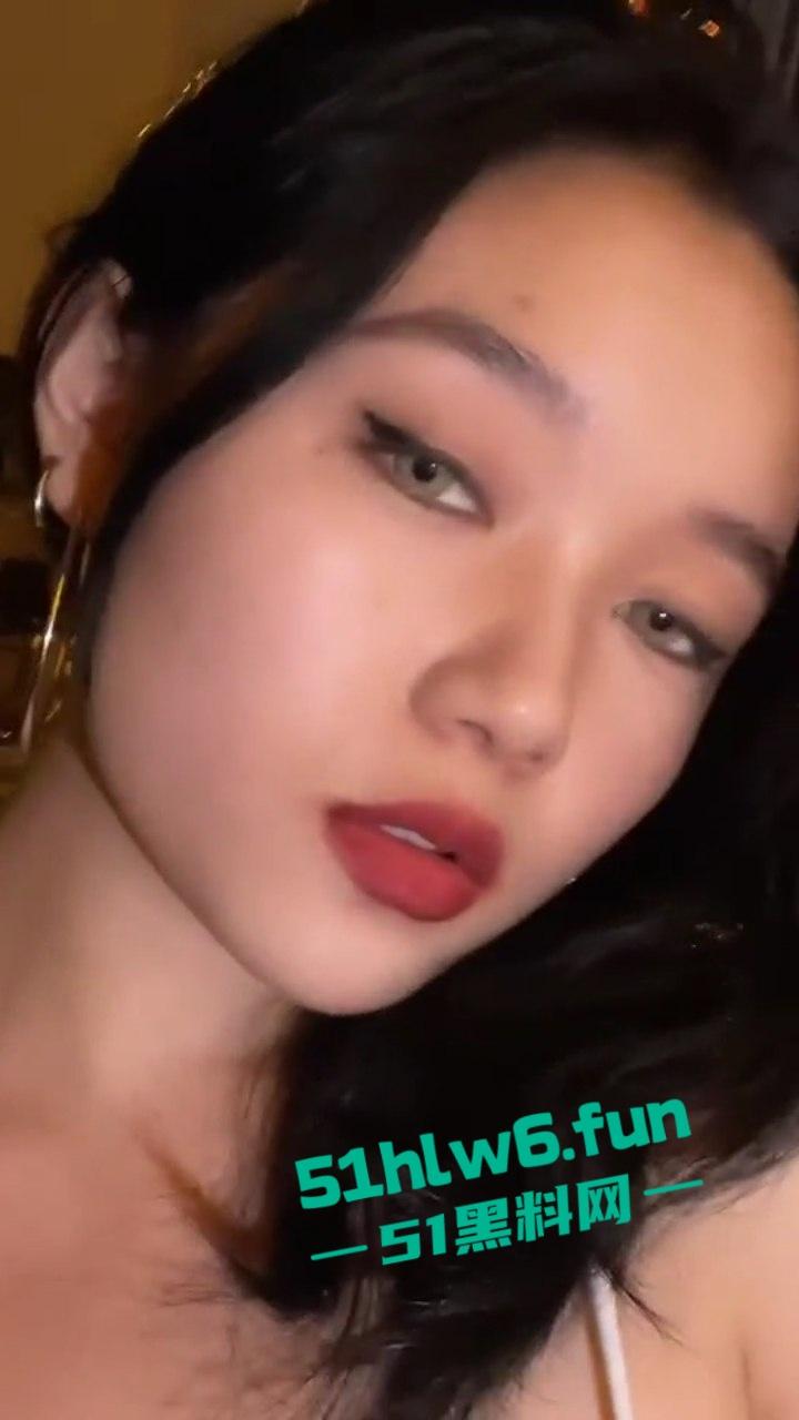 抖音极品网红【丫头】高挑身材长腿尤物，在陕西做台球助教用色相欺骗瓜友，骗钱后直接消失渣女一枚实锤。-1