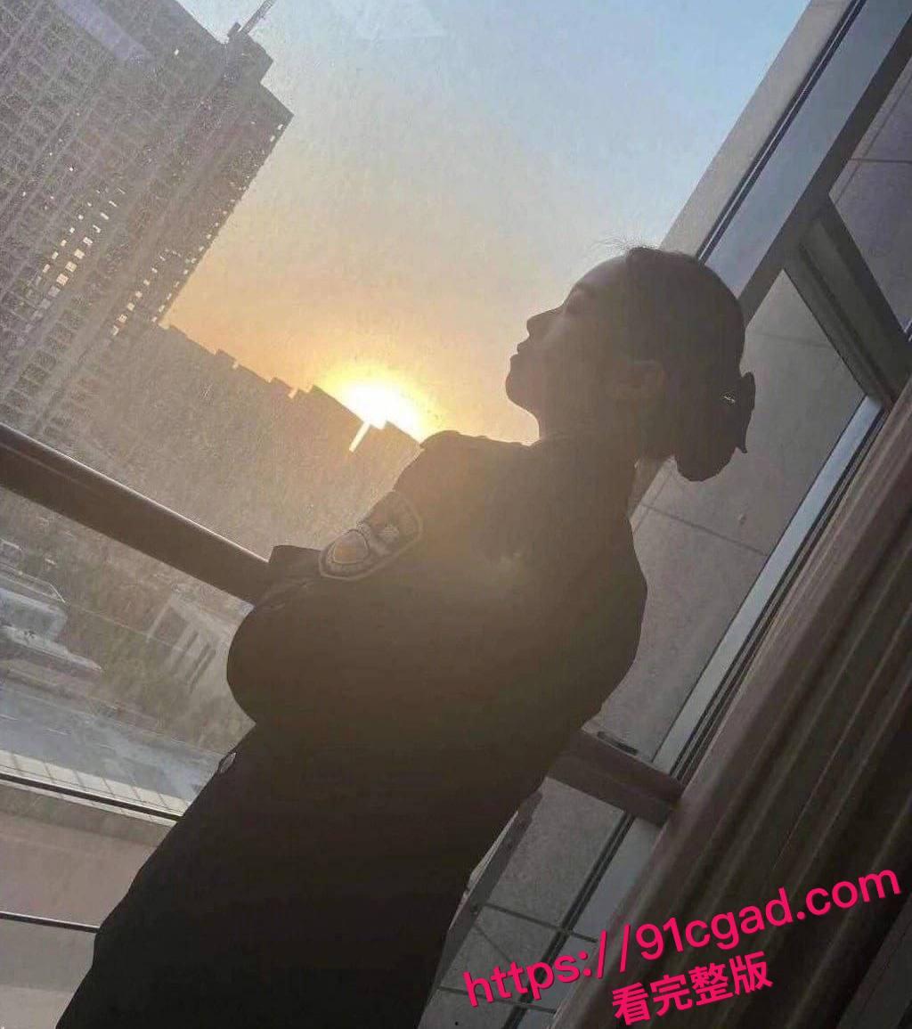 北京绝美警花退政从商,惨遭商业对手曝光性爱视频!-2