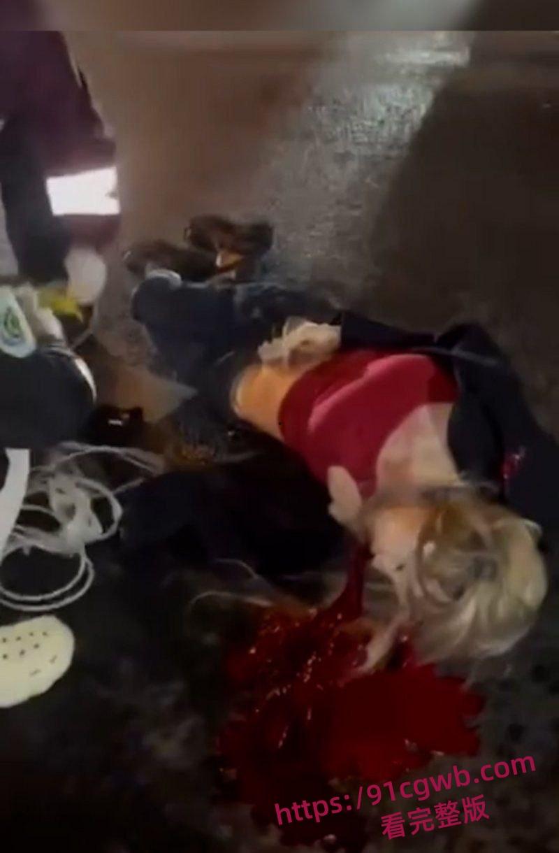 抖音女网红周周长沙十二兽 深夜车祸去世 现场画面让人不忍直视-4