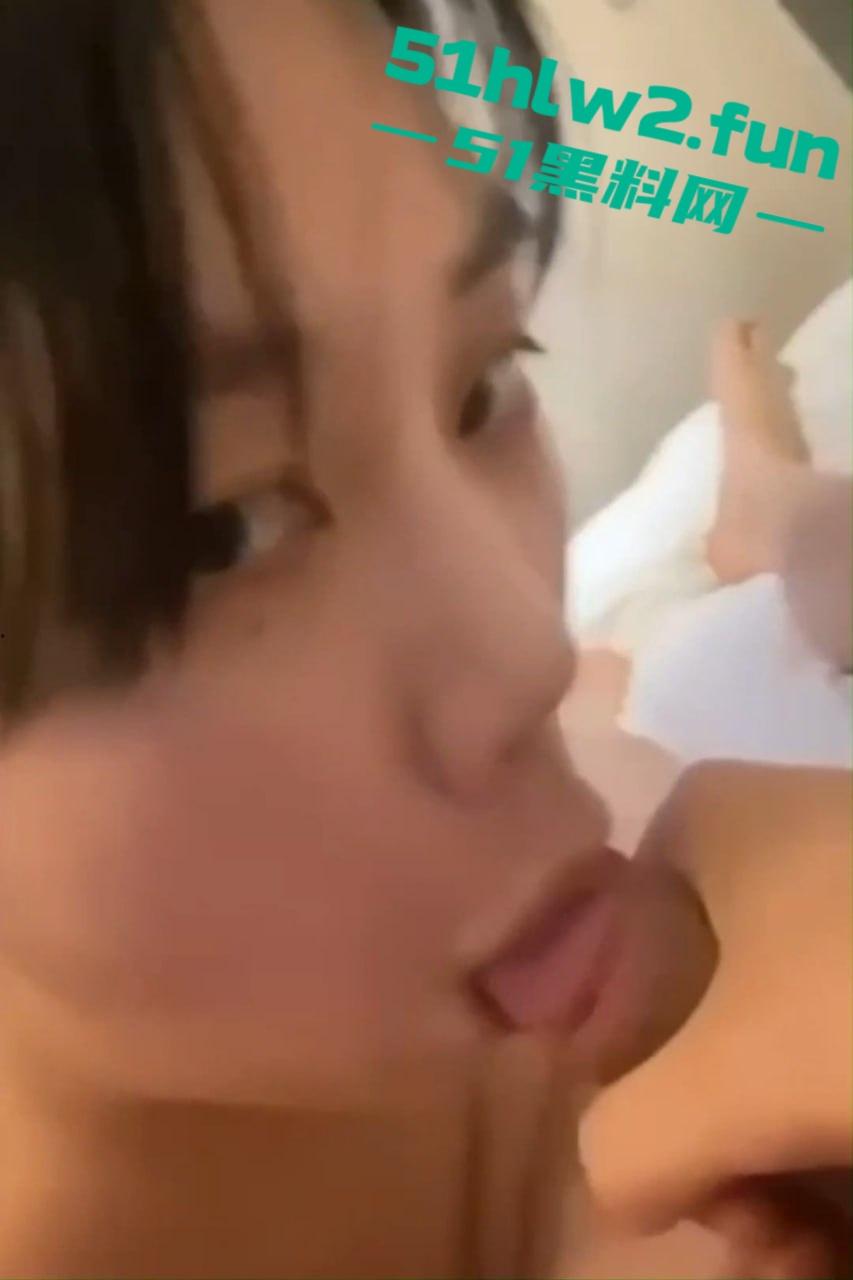 浙江杭州女模【张梓丹】大年就被金主爸爸脚趾插逼,穷人的女神富人的泄欲母狗。-6