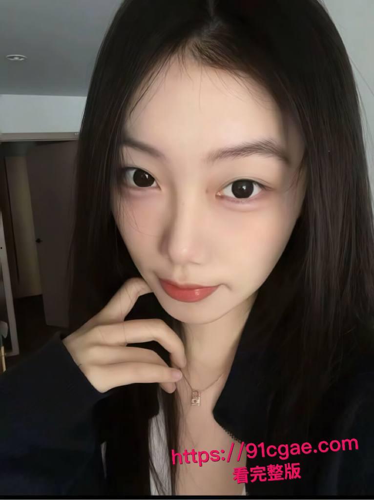 重庆175披肩长发美女小童情侣自拍大泄密！酒店口交大屌后黑丝穿身暴力打桩，淫荡骚态反差爆棚太他妈勾人了！-6