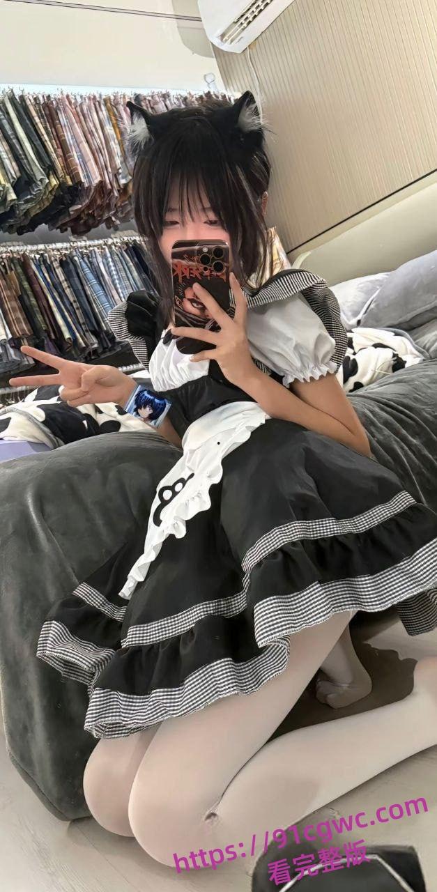 抖音网红毒妇为了钱选择下海，直播时是甜美女神，私下却是个发情母狗-3