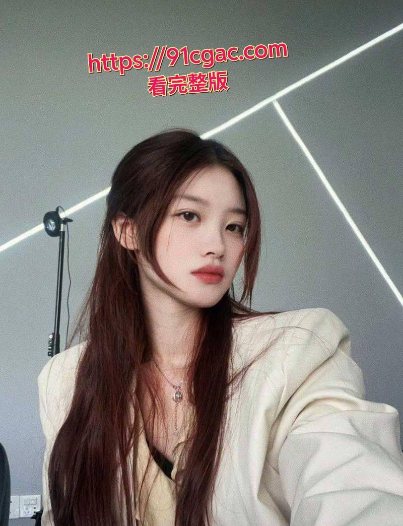 北大气质女神不雅视频流出！看他的生活照片能看出她是一个样貌乖巧的女神-1