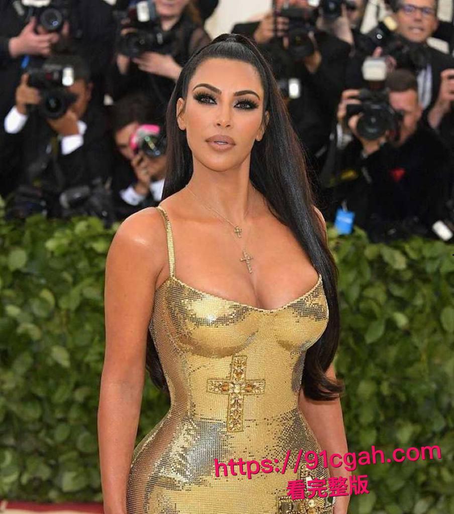 海外大瓜！吹牛老爹白色派对事件 川普群P视频流出轰动全网 多位大咖女星被爆操 比之前的萝莉岛事件更牛逼-3