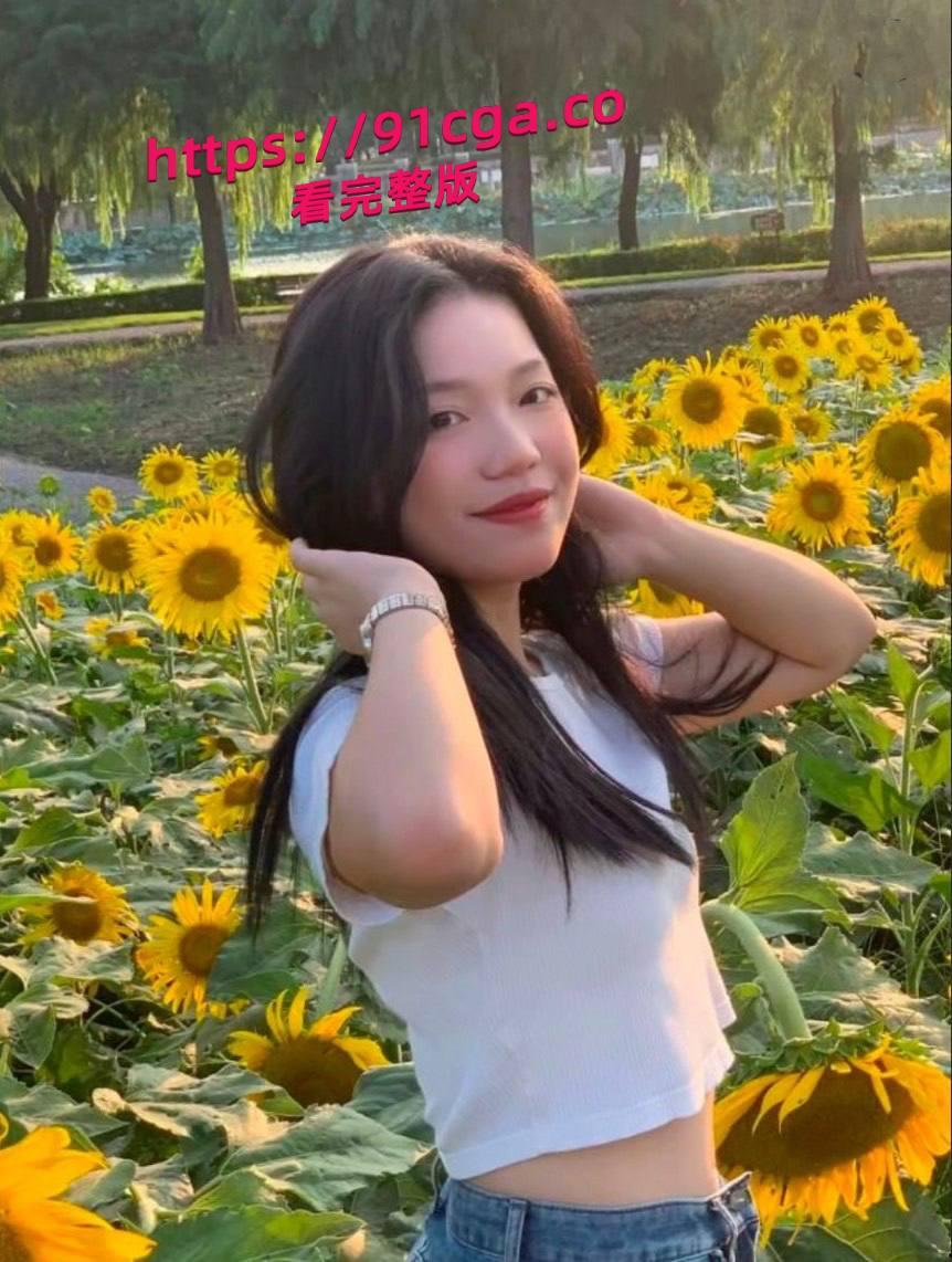 浙江越秀外国语学校大二反差婊 陈思 玩脱了！？陈思恋爱期间脚踏多条船-1