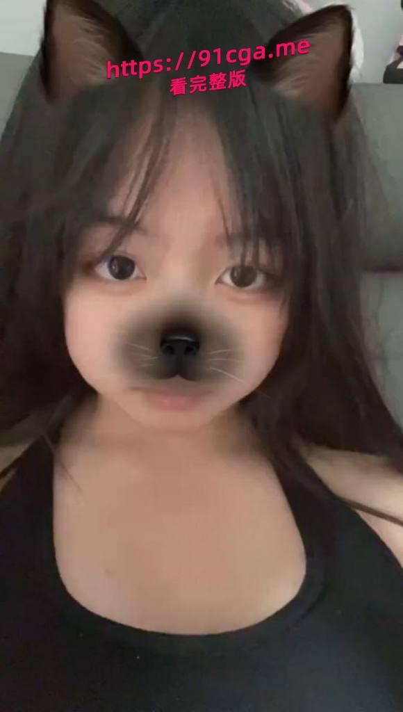 湖南株洲大学生刘怡婷，私密视频流出，只见她全裸着身体，对着镜头搔首弄姿-2