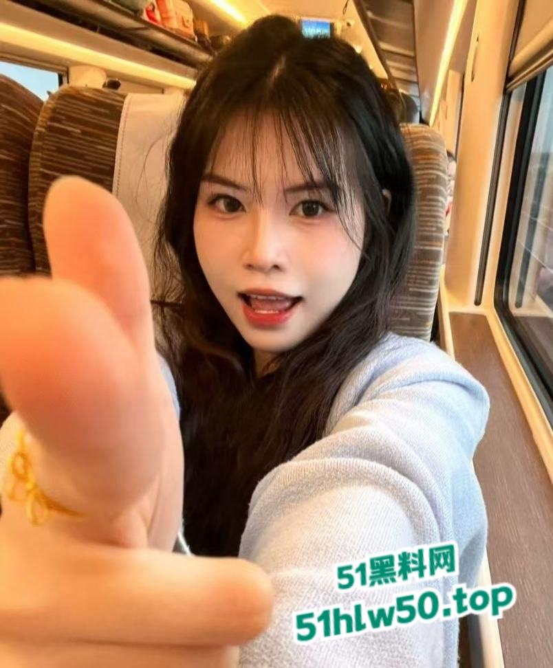 湖南农业大学研究生【张伊林】清纯的外表私下M属性拉满，情趣道具捆绑调教淫荡又满足！-8