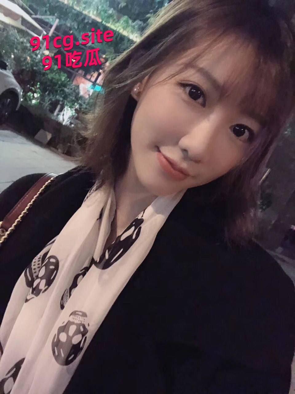 一对情侣的私密曝光，酒店开房成了他们的秘密乐园。-5