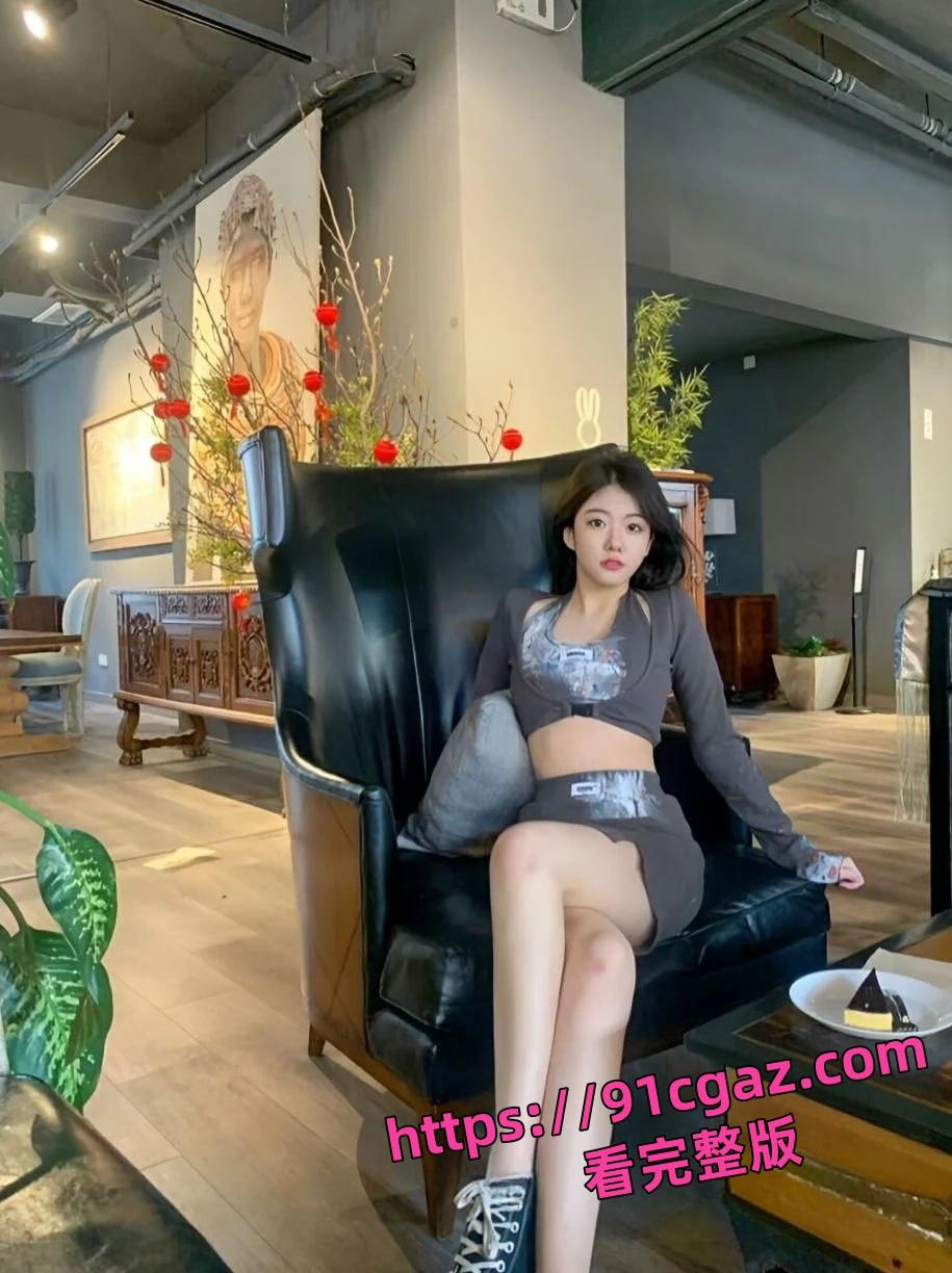 看了会喷鼻血~南京艺术学院校花杨妍魔鬼身材展示！！-3