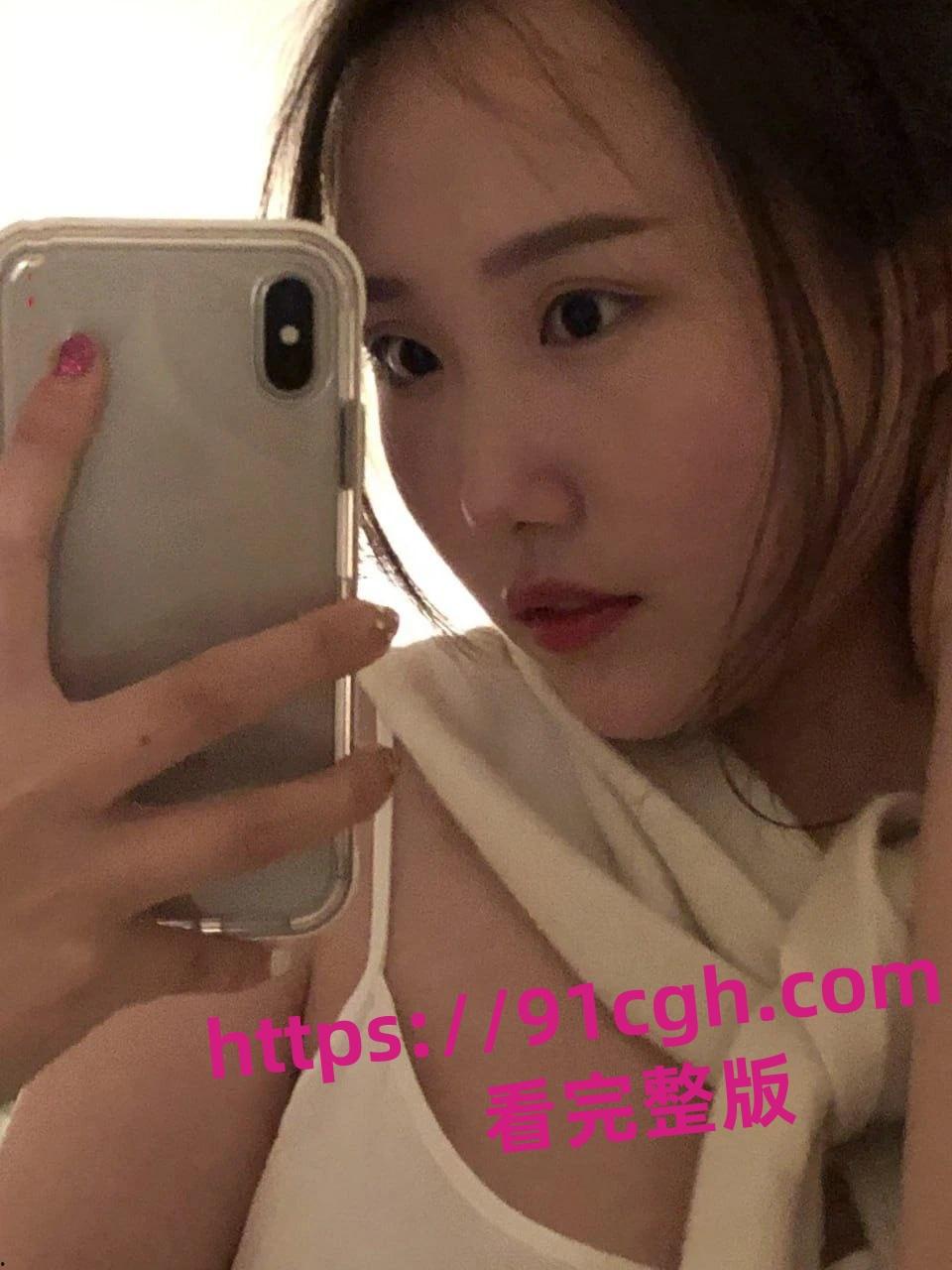 摄影师又淦了 微胖反差大三学姐拍私房照被摄影师白嫖-5