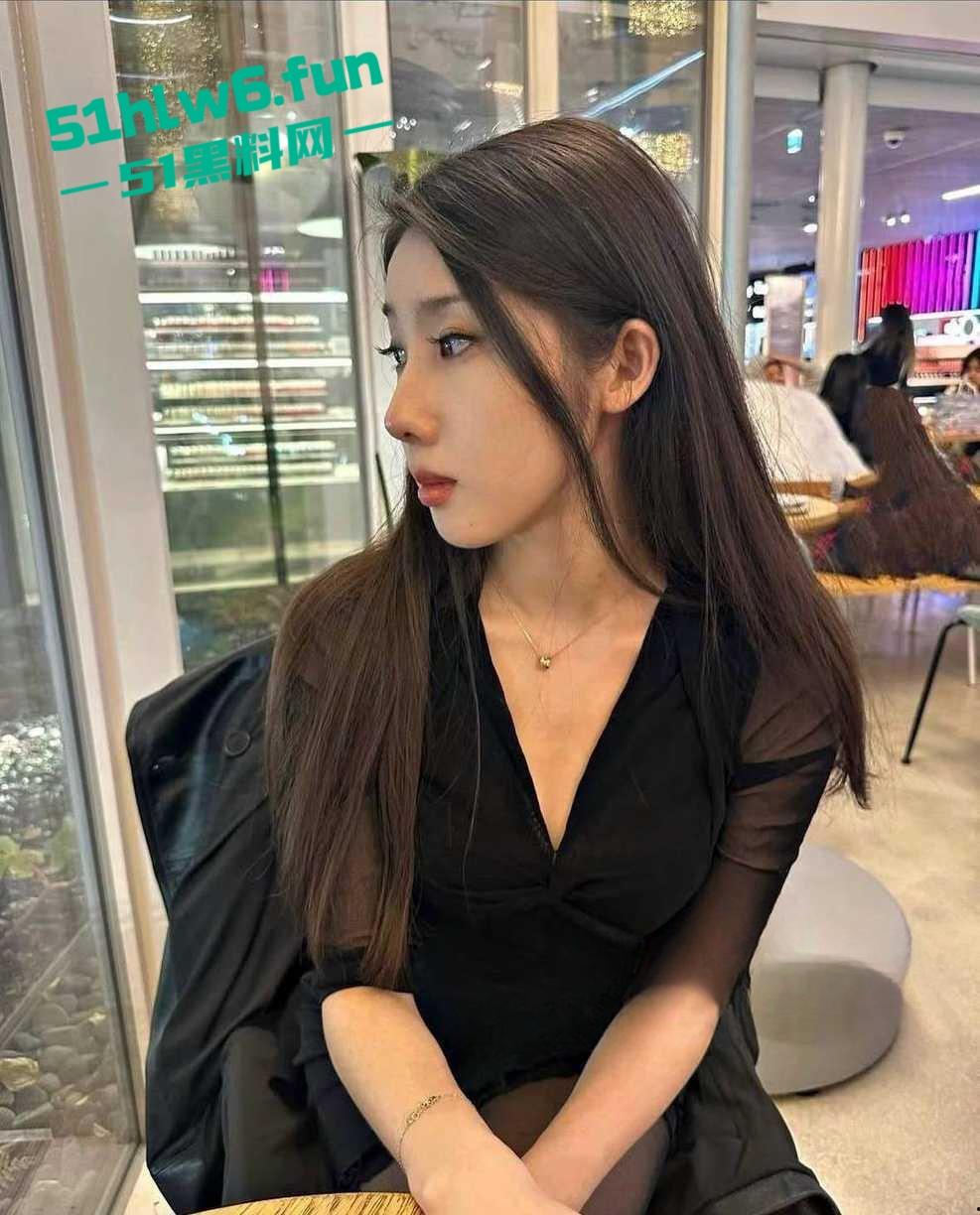 巴黎美女留学生竟下海当外围，留学生母狗专门录视频介绍自己专门服务洋屌，被爆不雅视频。-3